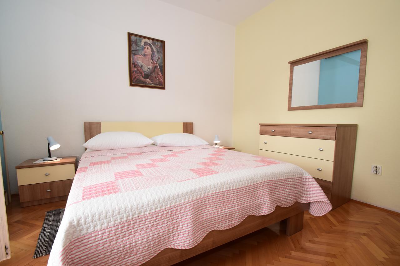 Apartments Mira Starigrad Paklenica Cameră foto