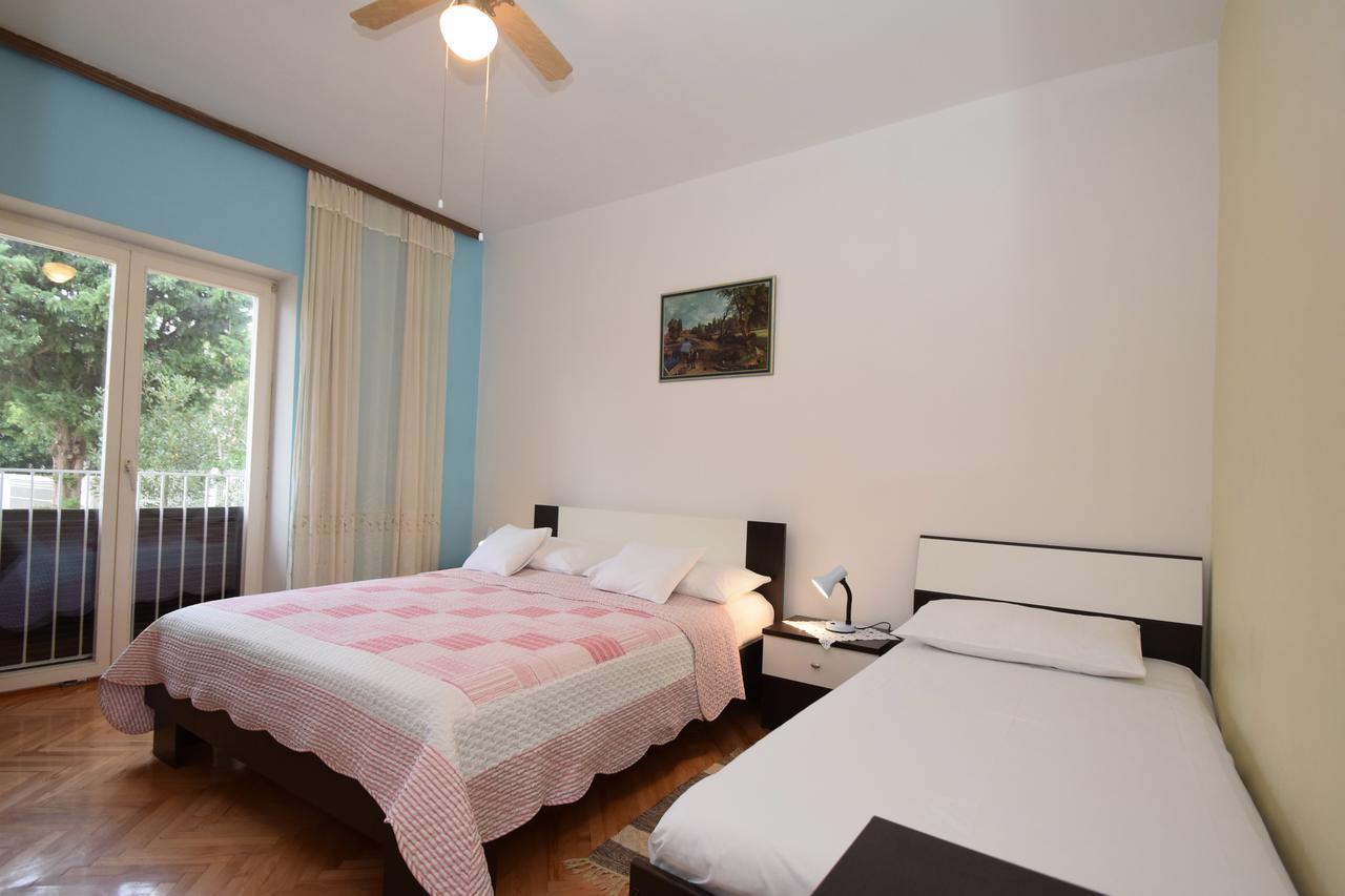 Apartments Mira Starigrad Paklenica Cameră foto