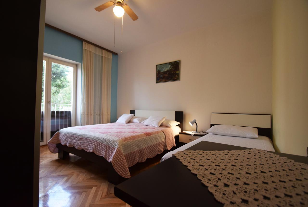 Apartments Mira Starigrad Paklenica Cameră foto