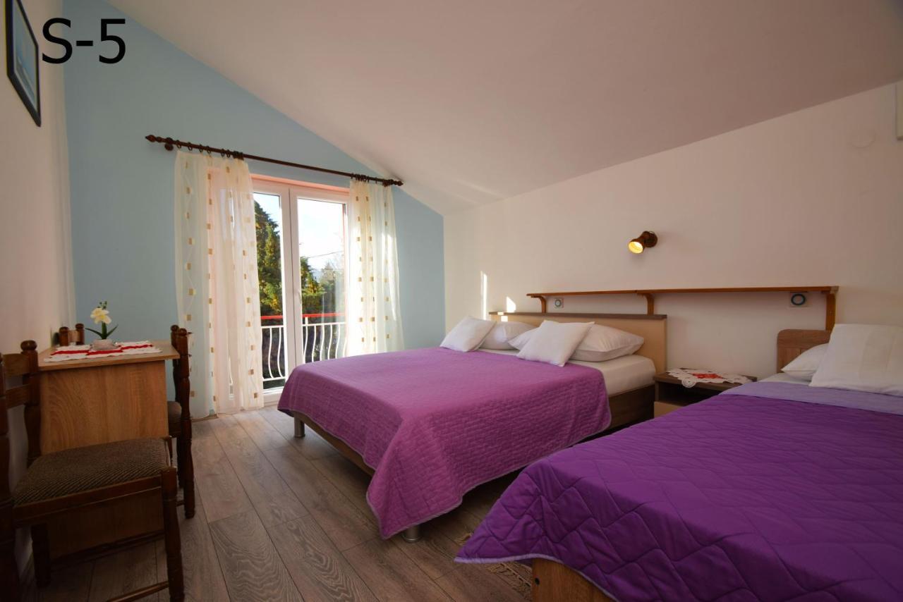Apartments Mira Starigrad Paklenica Exterior foto