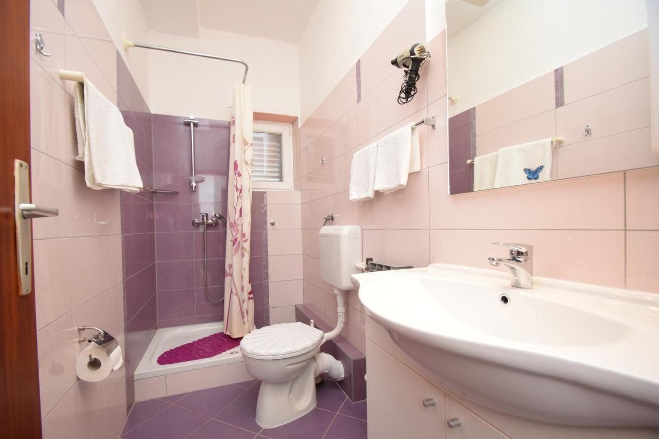 Apartments Mira Starigrad Paklenica Cameră foto